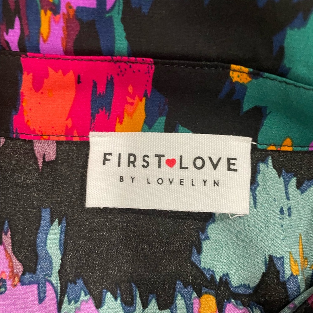 NWOT First Love by Lovelyn Floral Pattern Mini Dress Size Small - Picture 2 of 3